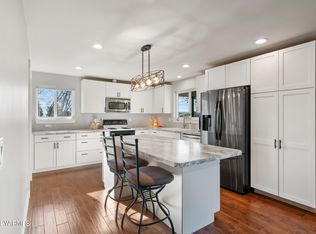 1802 Rest Haven Rd, Yakima, WA 98901