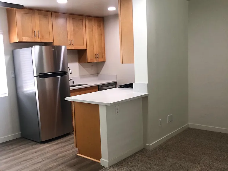 365 Bonair St #7 — Photo 12