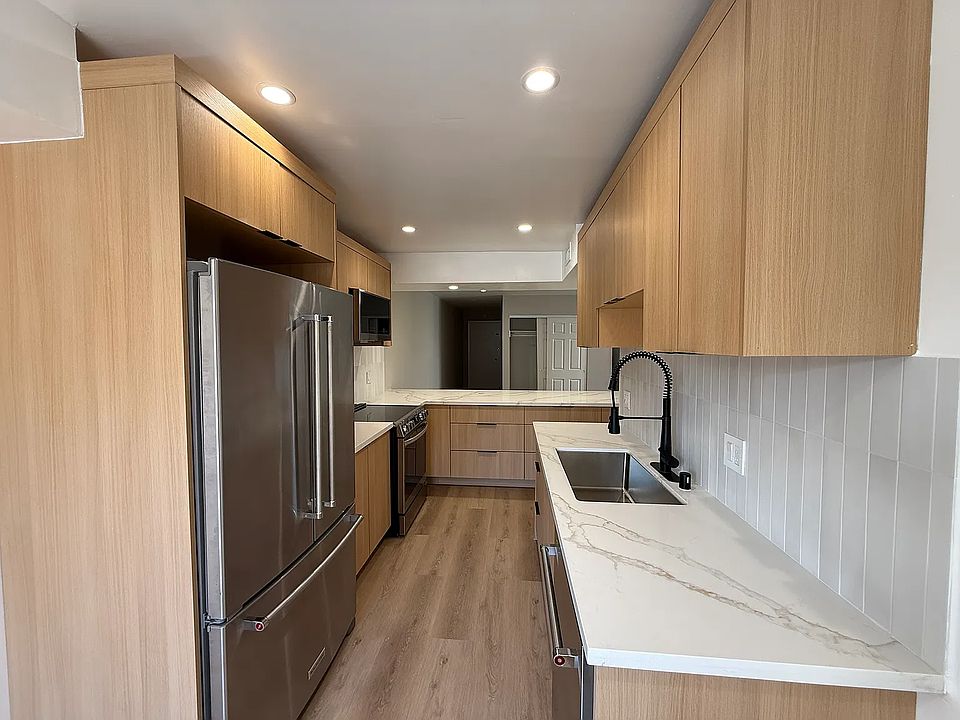 1st image of 3835 19th St #103