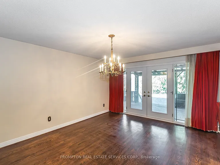 4 Sagewood Dr — Photo 8