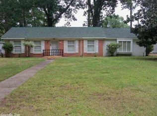6704 Hinkson Rd, Little Rock, AR 72209