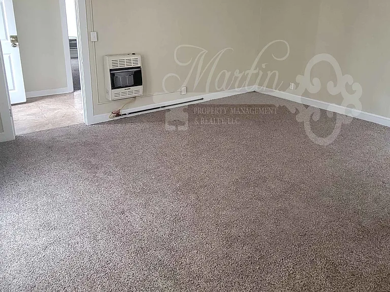 113 W Independence St #1 — Photo 3