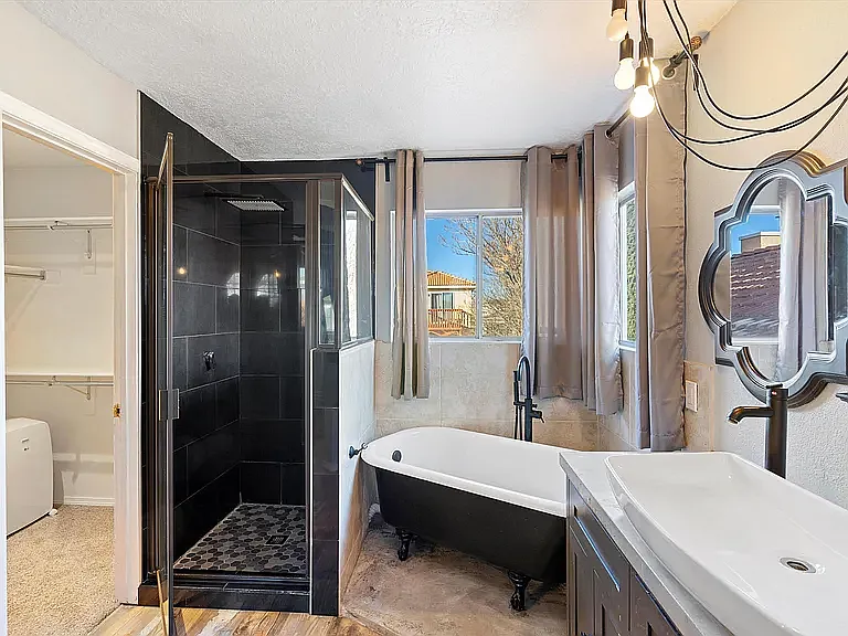 4805 Mesa Prieta Ct NW — Photo 5