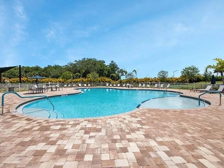 10437 SW Captiva Dr — Photo 55
