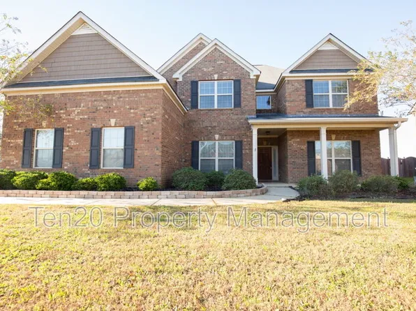 2 Kennys Ct, Fort Mitchell, AL 36856