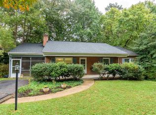 410 Eastbrook Dr, Charlottesville, VA 22901