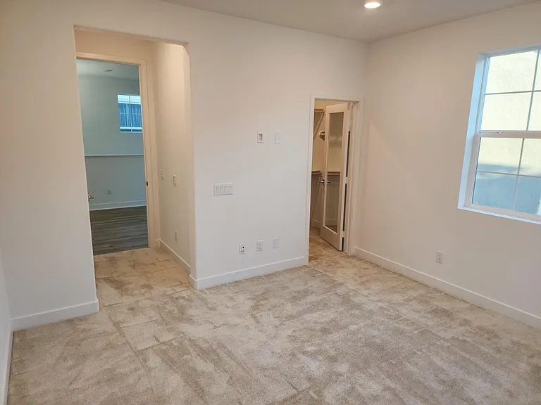 519 Embrook Way — Photo 10