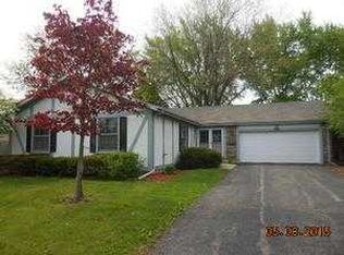 751 E Cunningham Dr, Palatine, IL 60074