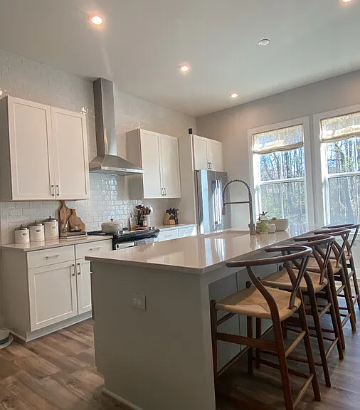915 Spencer Ave — Photo 3