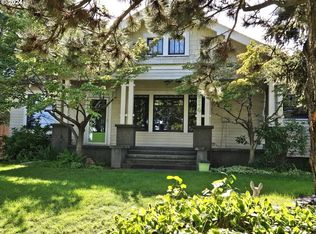 1914 W 10th St, The Dalles, OR