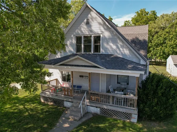 103 W 13th St, Tilton, IL 61833