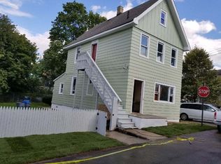 77 Post Ln, Staten Island, NY 10303