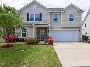 208 Rolling Meadows Dr, Clayton, NC 27527