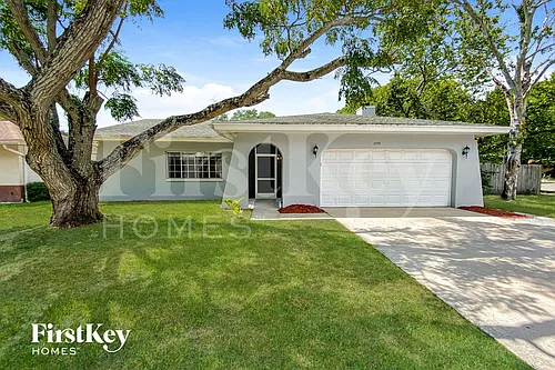 1794 E Groveleaf Ave Photo 1