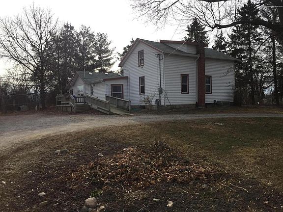 2nd image of 2639 E Grand Ledge Hwy