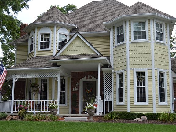 2nd image of 48885 Meadow Brook Ct