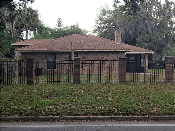 3rd image of 421 Bay Ave