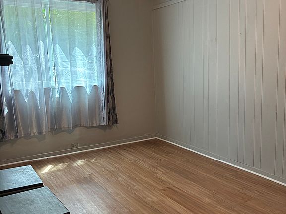 3rd image of 3309 Bethoven St #3309