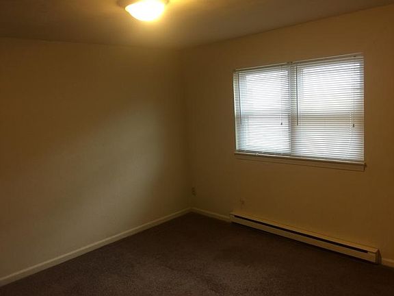 5th image of 1437 Kingston Ave