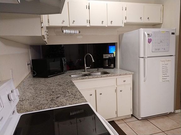 2nd image of 755 Leeward Dr