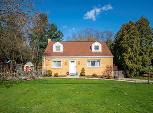 2903 Fir Dr, Allison Park, PA 15101