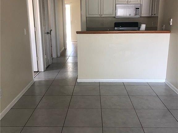 2nd image of 1260 SE 8th St