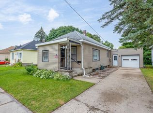 820 3rd Ave, Cadillac, MI 49601