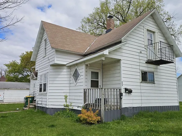 903 Smith St, Green Bay, WI 54302