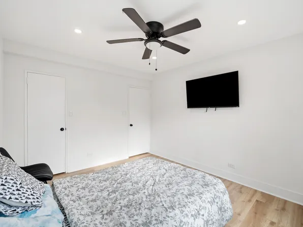 226-26 Union Tnpk image 14 of 20