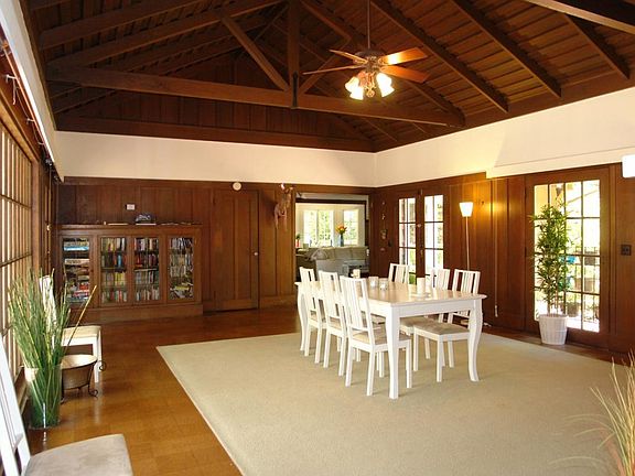 Living Room (opposite view)