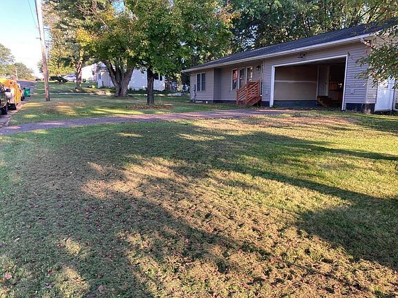 5th image of 309 Bates St