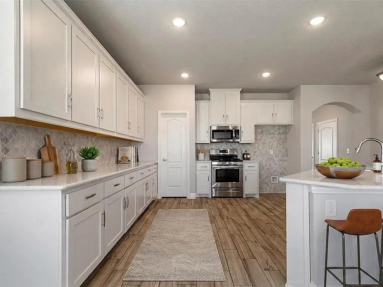 1113 Granger Dr — Photo 4