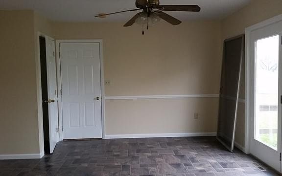 5th image of 209 Zwecker Cir