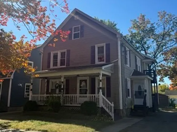 80-82 Corona St, Springfield, MA 01104