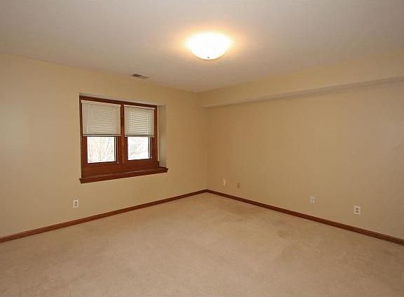 3rd image of 10155 Nicole Dr