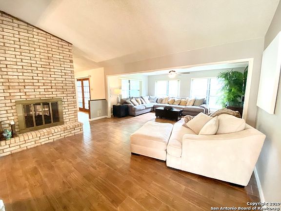 2nd image of 12322 La Albada St