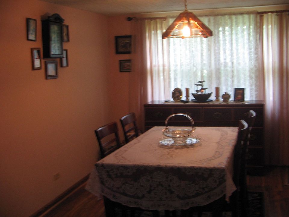 2nd image of 516 N Prospect Dr