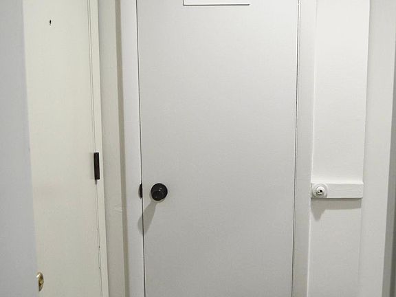 Pantry and/or Linen Closet
