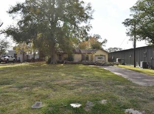 3515 Central Blvd, Nederland, TX 77627