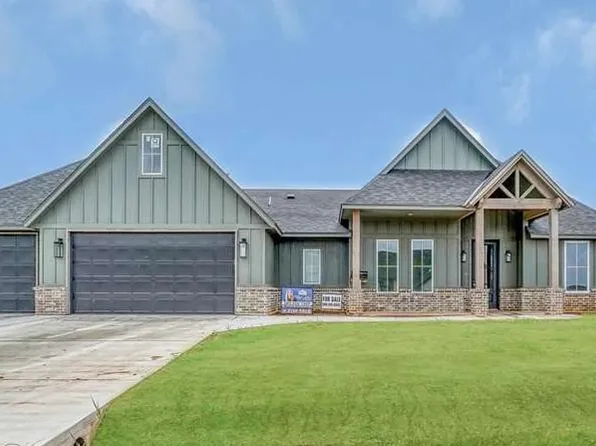 5643 Tadpole Dr, Elgin, OK 73538