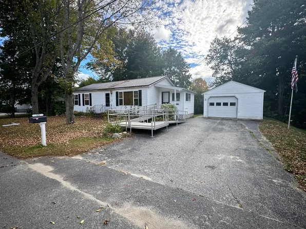 13 Owen Street, Lewiston, ME 04240