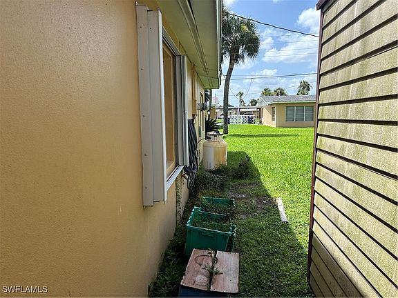 2nd image of 2204 E 6th St