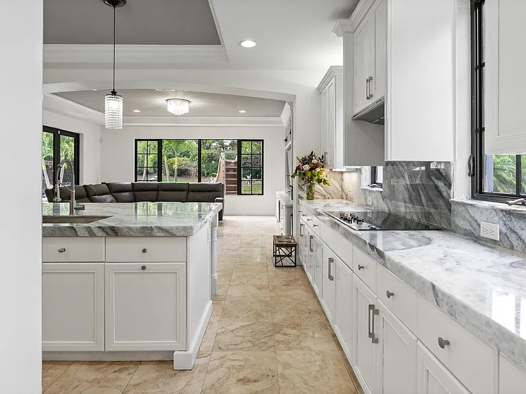 9521 Eden Mnr — Photo 64