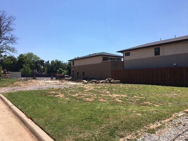 1st image of 901 NW 43rd St