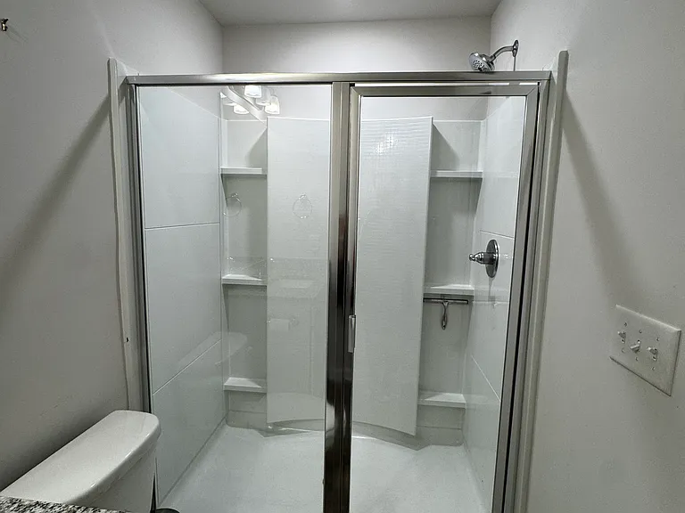 Basement: In law bathroom
