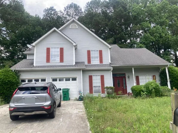 1267 Huntington Place Cir, Lithonia, GA 30058