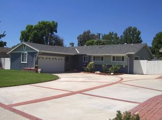 10601 Swinton Ave, Granada Hills, CA 91344