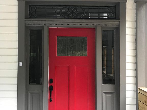 4th image of 325 Evergreen Ave