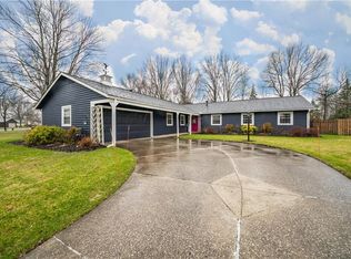 430 Cranston Dr, Berea, OH 44017