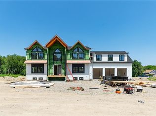 1495 Pippin Orchard Rd, Cranston, RI 02921